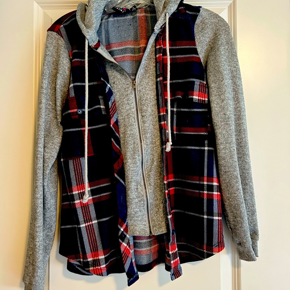 Flannel/gray jacket with hood and zipper